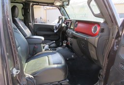 2020 Jeep Wrangler Unlimited - Thumbnail 25