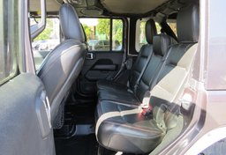 2020 Jeep Wrangler Unlimited - Thumbnail 15