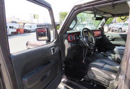 2020 Jeep Wrangler Unlimited - Thumbnail 20