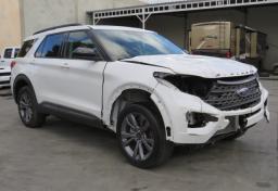 2022 Ford Explorer - Thumbnail 2