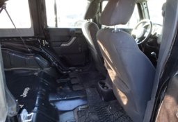 2015 Jeep Wrangler Unlimited - Thumbnail 29