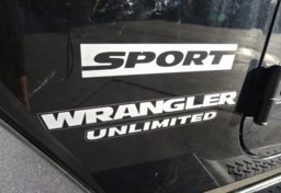 2015 Jeep Wrangler Unlimited - Thumbnail 17