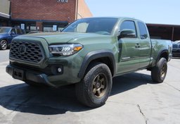 2021 Toyota Tacoma 4WD - Thumbnail 3
