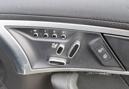 2018 Jaguar F-TYPE - Thumbnail 34