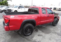 2020 Toyota Tacoma 4WD - Thumbnail 9