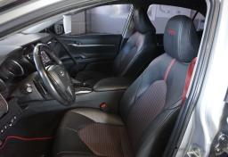 2020 Toyota Camry - Thumbnail 32