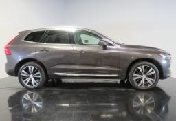 2022 Volvo XC60 - Thumbnail 6