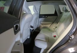 2022 Volvo XC60 - Thumbnail 27