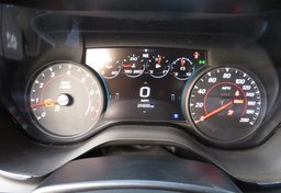 2018 Chevrolet Camaro - Thumbnail 28