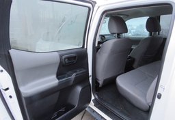 2020 Toyota Tacoma 4WD - Thumbnail 23