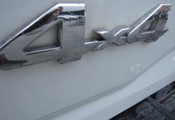 2020 Toyota Tacoma 4WD - Thumbnail 16