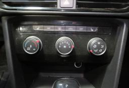 2023 Volkswagen Taos - Thumbnail 33