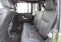 2015 Jeep Wrangler Unlimited - Thumbnail 26