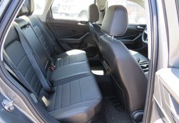 2022 Volkswagen Jetta - Thumbnail 32