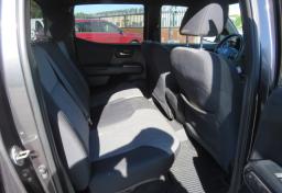 2020 Toyota Tacoma - Thumbnail 30