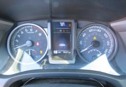 2020 Toyota Tacoma - Thumbnail 33