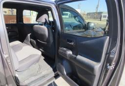 2020 Toyota Tacoma - Thumbnail 24