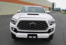 2022 Toyota Tacoma 4WD - Thumbnail 14
