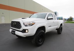 2022 Toyota Tacoma 4WD - Thumbnail 5