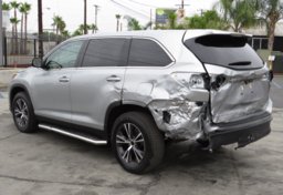 2019 Toyota Highlander - Thumbnail 7