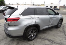 2019 Toyota Highlander - Thumbnail 6