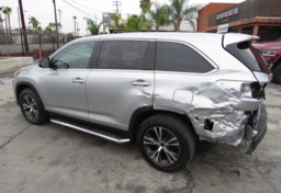 2019 Toyota Highlander - Thumbnail 5