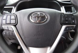 2019 Toyota Highlander - Thumbnail 33