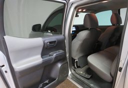 2021 Toyota Tacoma - Thumbnail 25
