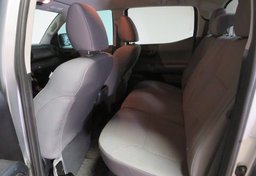 2021 Toyota Tacoma - Thumbnail 31