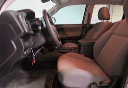 2021 Toyota Tacoma - Thumbnail 21