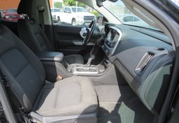 2020 Chevrolet Colorado - Thumbnail 24