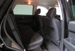 2022 Nissan Pathfinder - Thumbnail 30