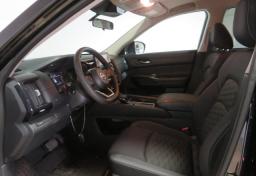 2022 Nissan Pathfinder - Thumbnail 25