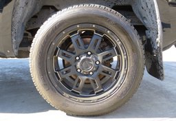 2014 Toyota Tundra Truck - Thumbnail 16