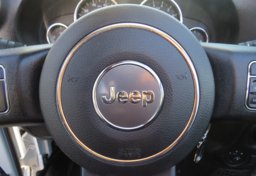 2017 Jeep Wrangler Unlimited - Thumbnail 26