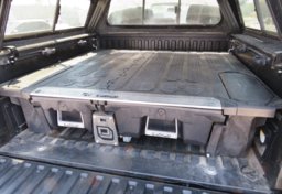 2017 Toyota Tacoma - Thumbnail 31