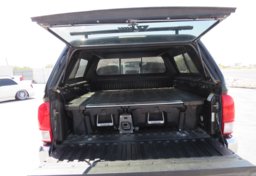 2017 Toyota Tacoma - Thumbnail 28