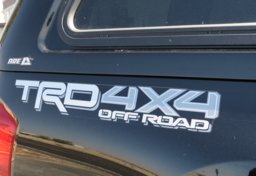 2017 Toyota Tacoma - Thumbnail 23