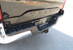 2017 Toyota Tacoma - Thumbnail 21