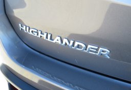 2015 Toyota Highlander - Thumbnail 18