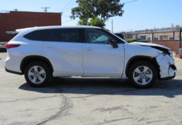 2021 Toyota Highlander - Thumbnail 6