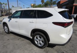 2021 Toyota Highlander - Thumbnail 9