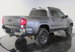 2020 Toyota Tacoma - Thumbnail 6