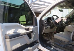 2020 Ford Super Duty F-550 DRW - Thumbnail 24