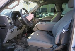 2020 Ford Super Duty F-550 DRW - Thumbnail 32