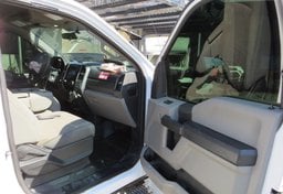 2020 Ford Super Duty F-550 DRW - Thumbnail 25