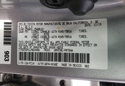 2020 Toyota Tacoma - Thumbnail 9