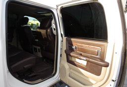 2017 Ram 3500 - Thumbnail 34