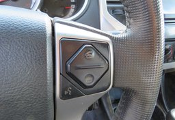 2015 Toyota Tacoma - Thumbnail 30