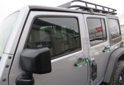 2015 Jeep Wrangler Unlimited - Thumbnail 20